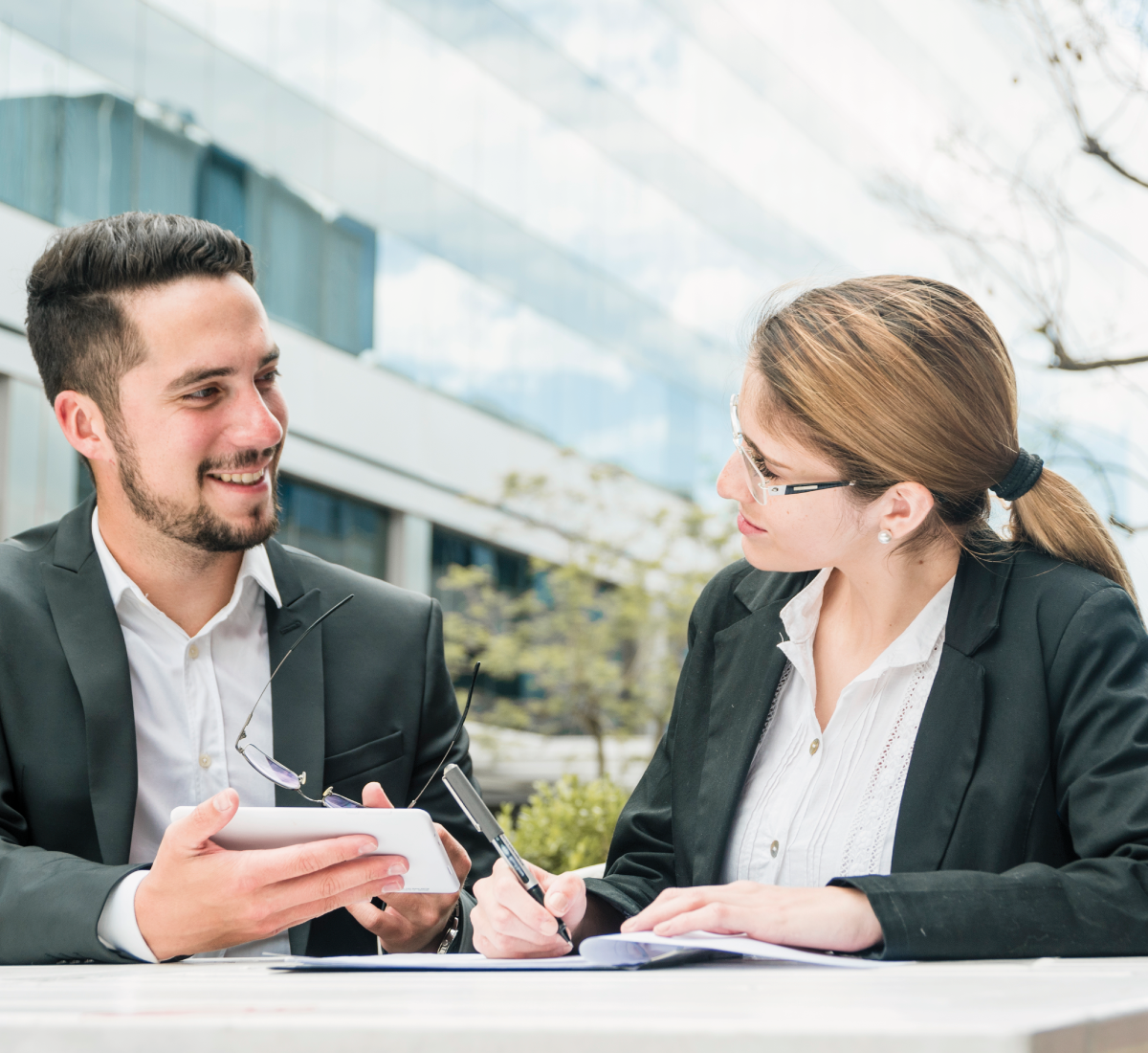 A excelente experiência do cliente aumenta a lealdade, que é outra maneira de dizer: os clientes lembram-se da experiência por mais tempo do que se lembram do preço.